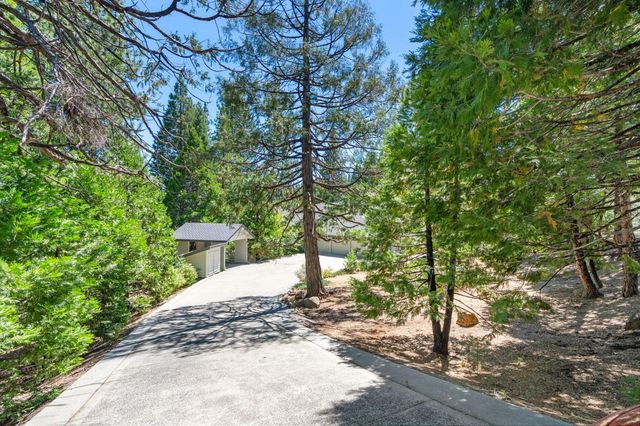 928 Bear Run, Arnold, CA 95223