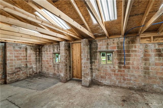 25730 W Mile 5 W, Monte Alto, TX 78538