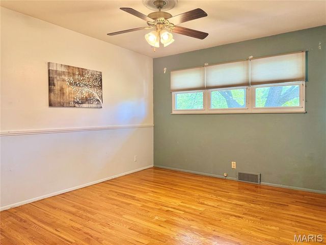 1330 Spring Valley Drive, Florissant, MO 63033
