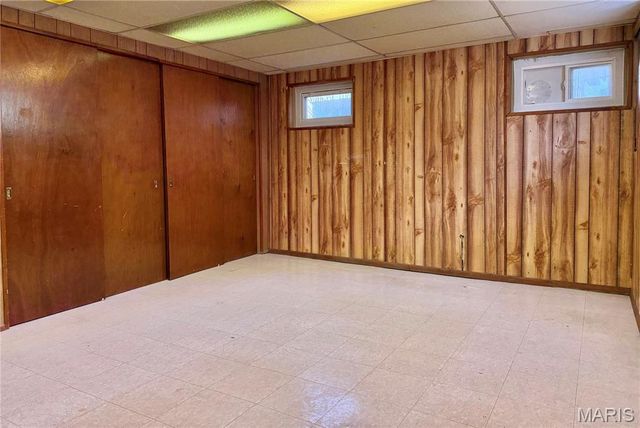 1330 Spring Valley Drive, Florissant, MO 63033