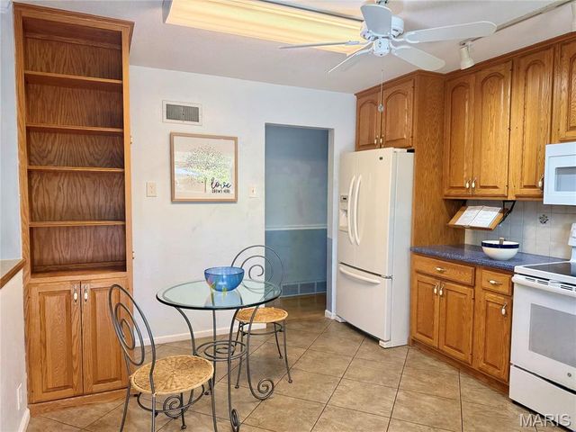 1330 Spring Valley Drive, Florissant, MO 63033