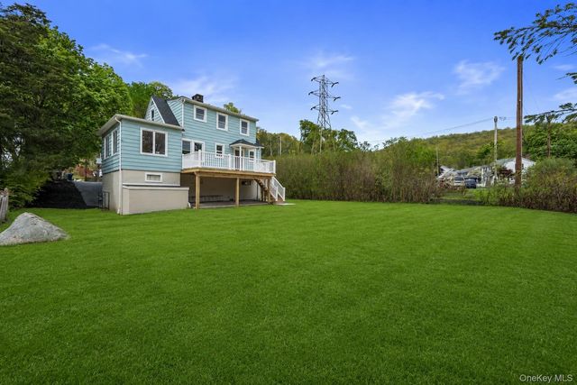 11 Mearns Avenue, Highland Falls, NY 10928