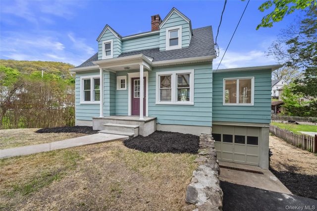 11 Mearns Avenue, Highland Falls, NY 10928