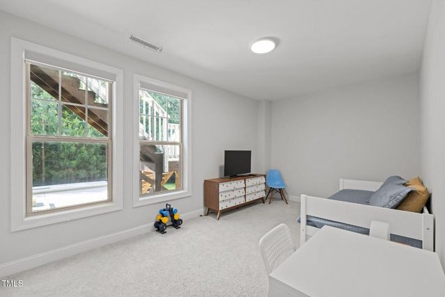 98 Stone Bridge Crossing, Chapel Hill, NC 27517