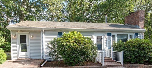 2 Raymond Street, North Smithfield, RI 02896