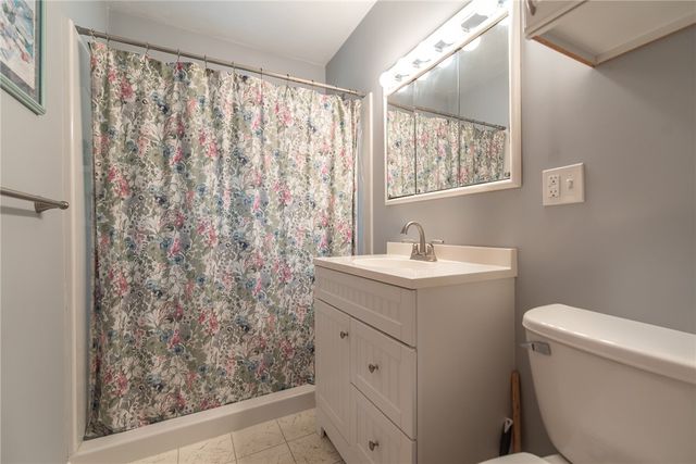 2 Raymond Street, North Smithfield, RI 02896