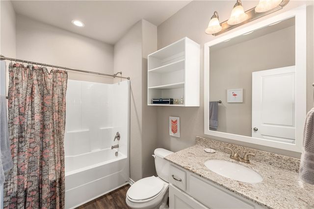 3424 Summerway Drive, College Station, TX 77845