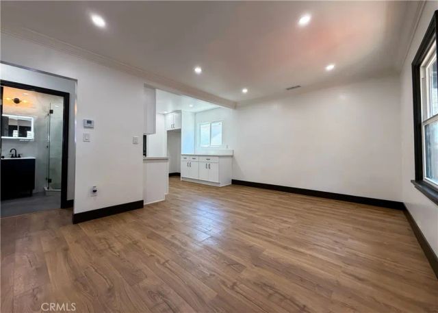 6316 8th Avenue, Los Angeles, CA 90043