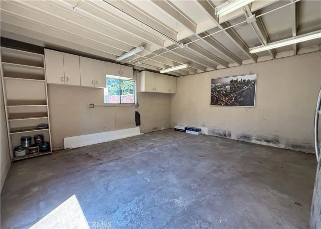 6316 8th Avenue, Los Angeles, CA 90043