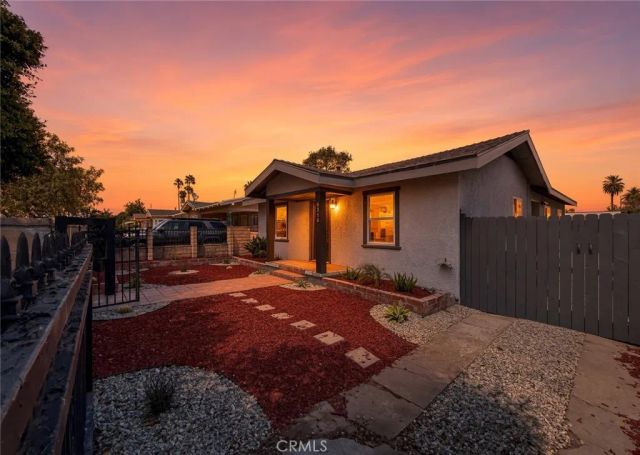 6316 8th Avenue, Los Angeles, CA 90043