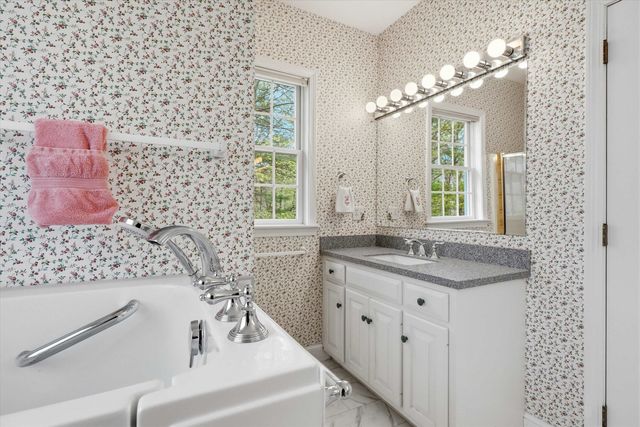 17 Village Drive, Atkinson, NH 03811