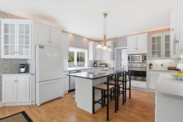 17 Village Drive, Atkinson, NH 03811