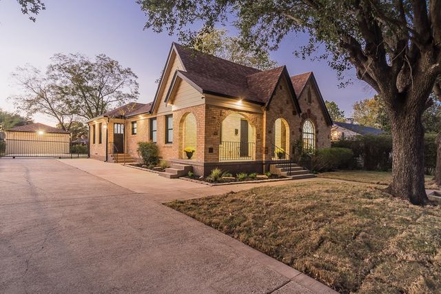 1835 Cedar Crest Boulevard, Dallas, TX 75203