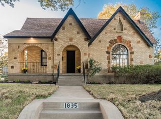 1835 Cedar Crest Boulevard, Dallas, TX 75203