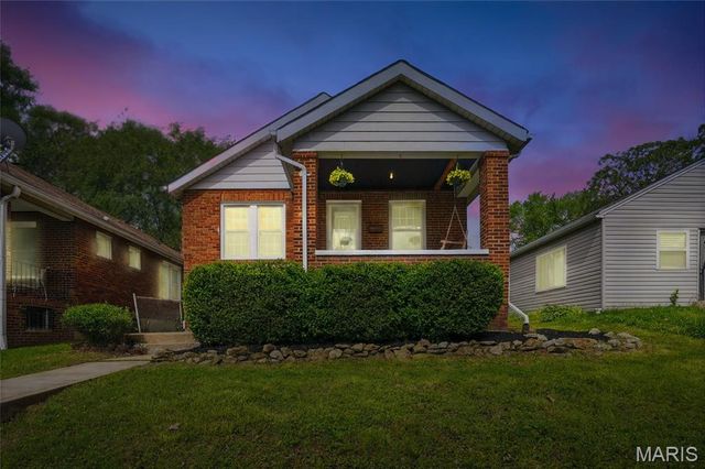 1457 Sproule Avenue, St Louis, MO 63139