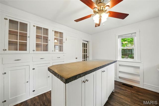 1457 Sproule Avenue, St Louis, MO 63139