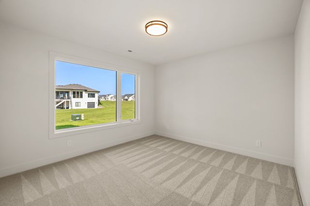 1420 NW Alderleaf Drive, Waukee, IA 50263