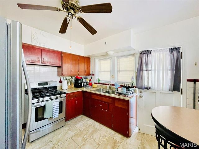 1439 McLaran Avenue, St Louis, MO 63147