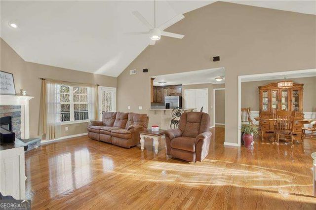 309 Winnipeg Court, Canton, GA 30114