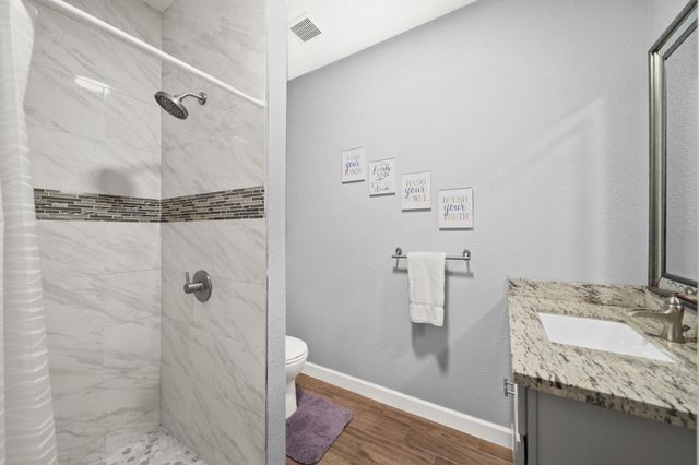 11021 32nd Street, Santa Fe, TX 77510