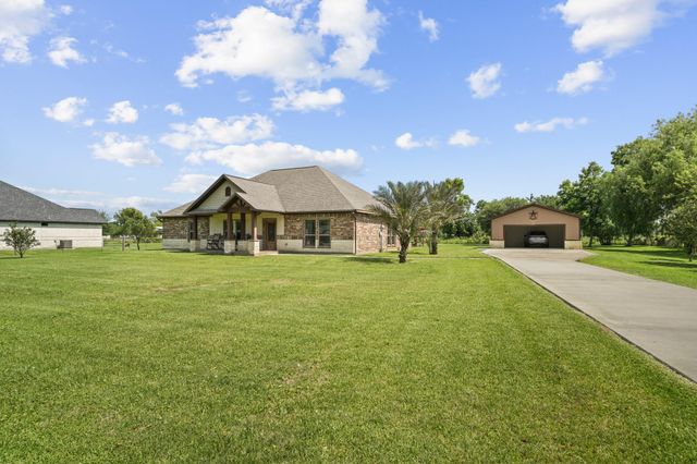 11021 32nd Street, Santa Fe, TX 77510