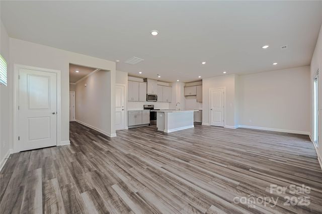 1421 31st Street NE, Conover, NC 28613