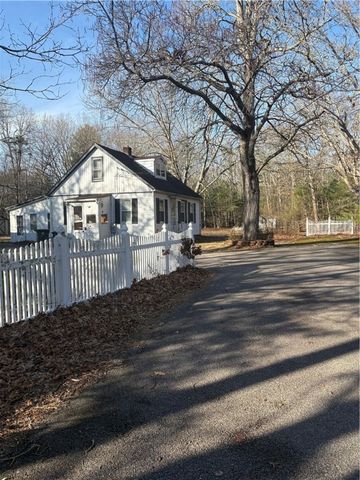 15 AIRPORT Road, Coventry, RI 02816