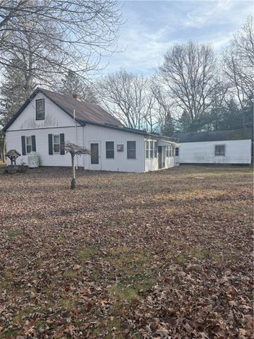 15 AIRPORT Road, Coventry, RI 02816