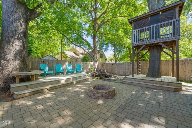 2210 Bedford Avenue, Raleigh, NC 27607