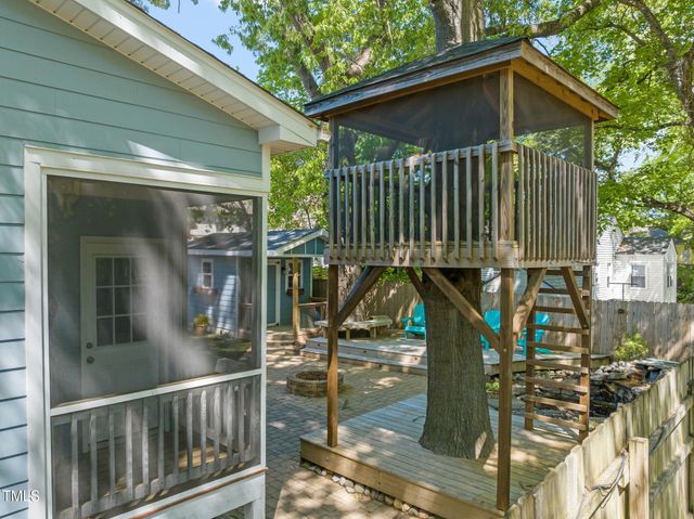 2210 Bedford Avenue, Raleigh, NC 27607