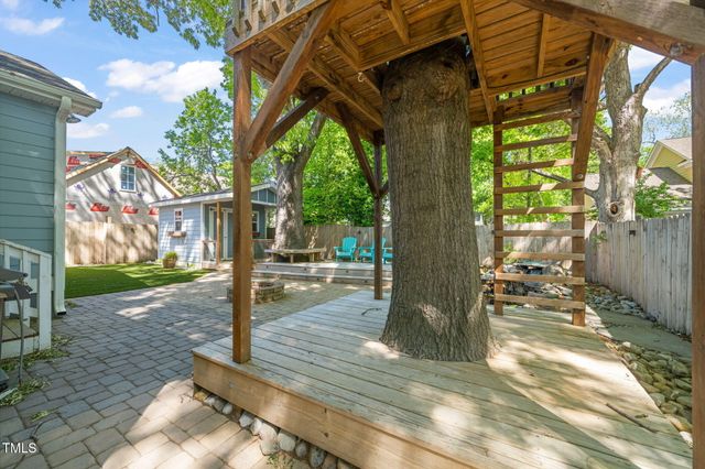 2210 Bedford Avenue, Raleigh, NC 27607
