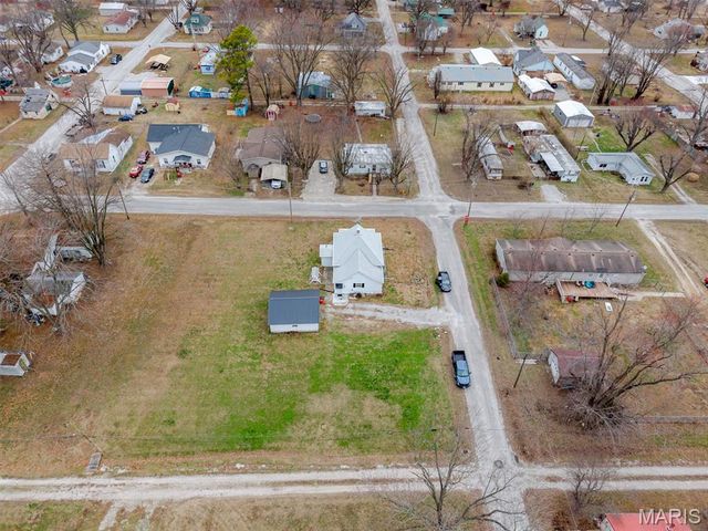 801 S Borders Avenue, Marissa, IL 62257