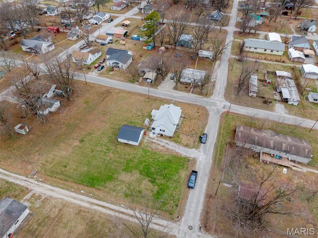 801 S Borders Avenue, Marissa, IL 62257