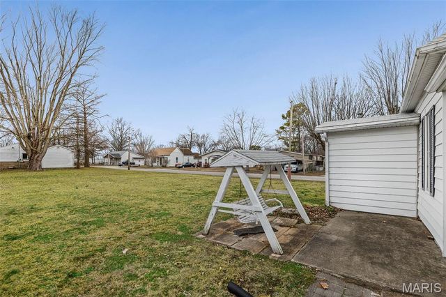 801 S Borders Avenue, Marissa, IL 62257