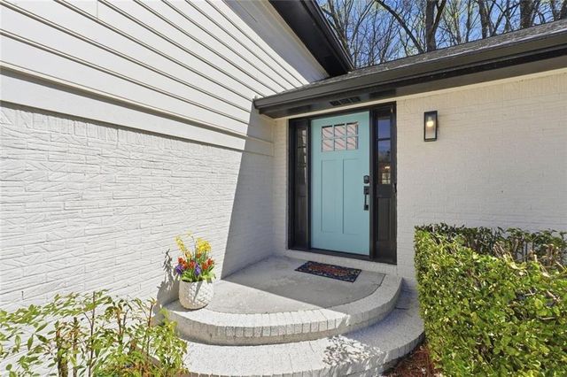 2827 Livsey Court, Tucker, GA 30084