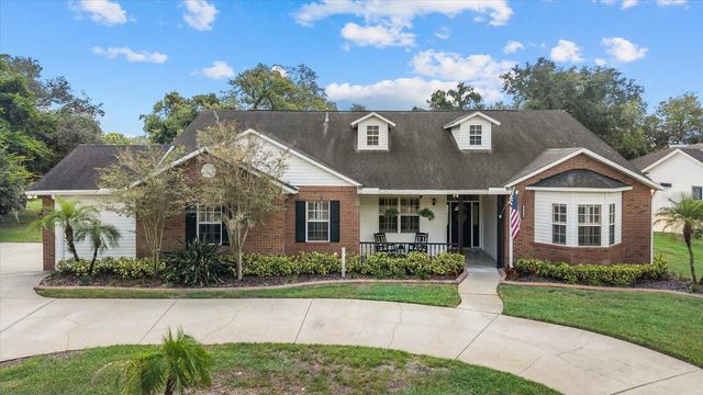 8805 CROSSWOOD COURT, Riverview, FL 33578