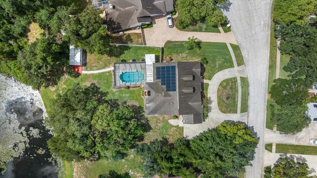 8805 CROSSWOOD COURT, Riverview, FL 33578