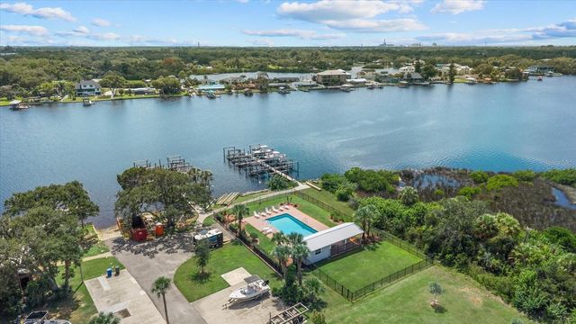 8805 CROSSWOOD COURT, Riverview, FL 33578