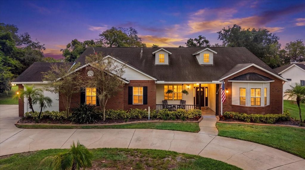 8805 CROSSWOOD COURT, Riverview, FL 33578