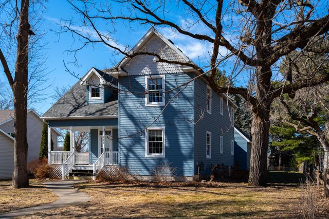 821 5th Avenue SE, Saint Cloud, MN 56304