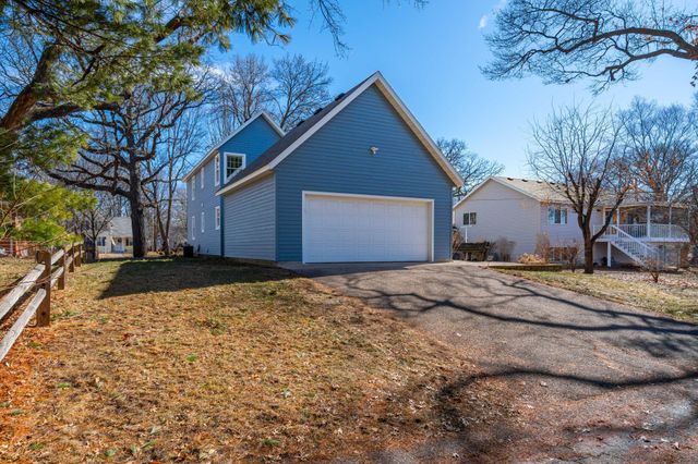 821 5th Avenue SE, Saint Cloud, MN 56304