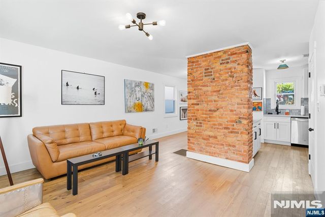205 S Jefferson Street, Orange, NJ 07050