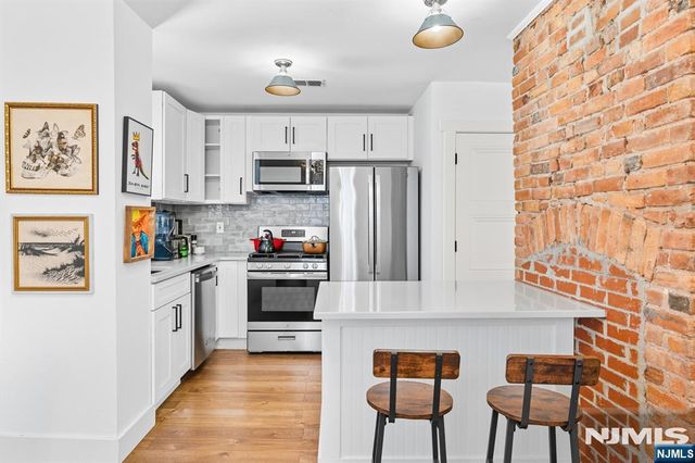 205 S Jefferson Street, Orange, NJ 07050