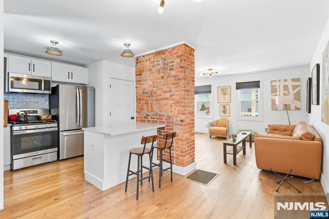 205 S Jefferson Street, Orange, NJ 07050