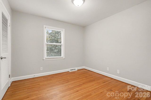 5931 Amity Place, Charlotte, NC 28212