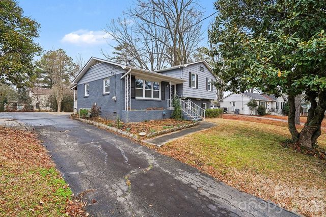 5931 Amity Place, Charlotte, NC 28212