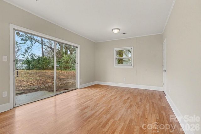 5931 Amity Place, Charlotte, NC 28212