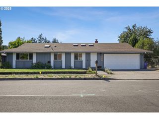819 Se 209TH Ave, Gresham, OR 97030