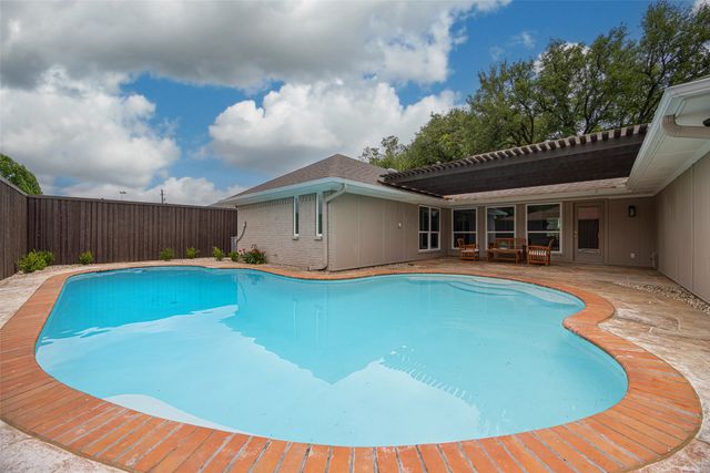 6817 Ledyard Drive, Dallas, TX 75248