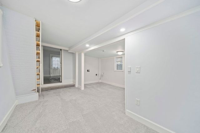 73 Laurie Ave, Abington, MA 02351